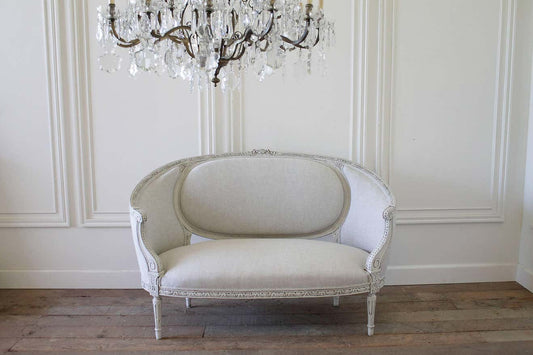 The Parisian Oval Whisper Sofa by Sidqa