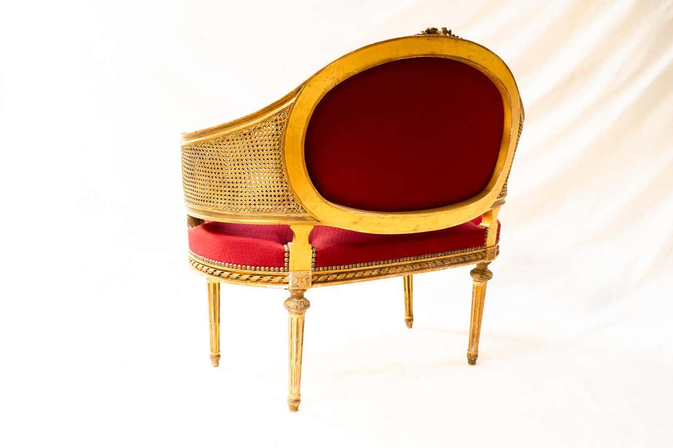 The Crimson Festivity Cane Two-Seater by Sidqa