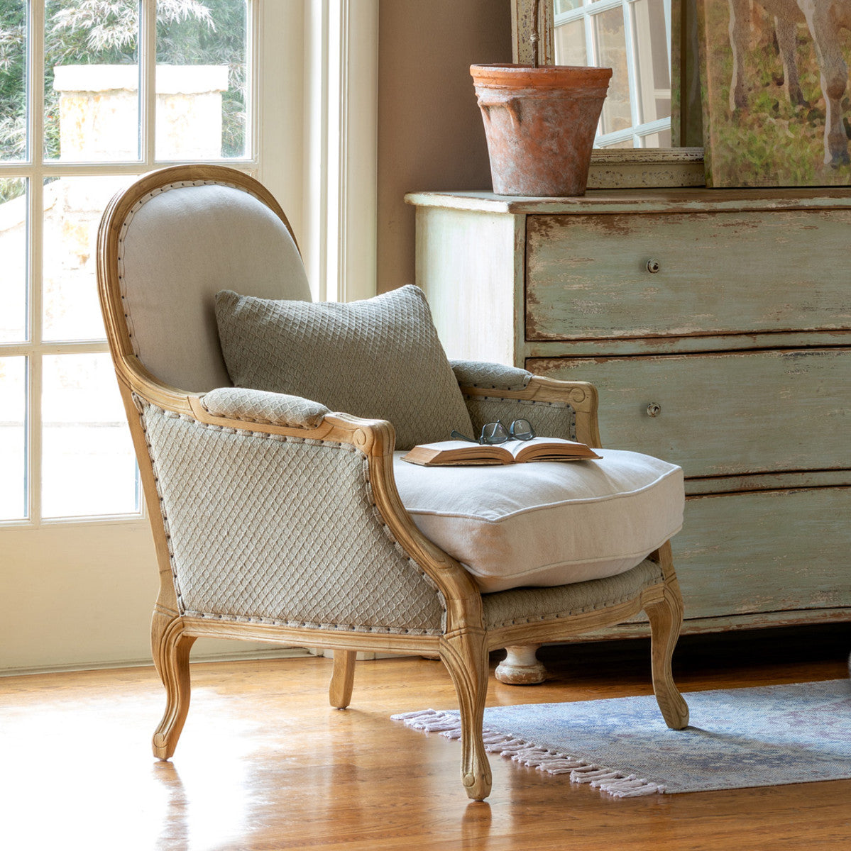 Sidqa Serene Beige Armchair