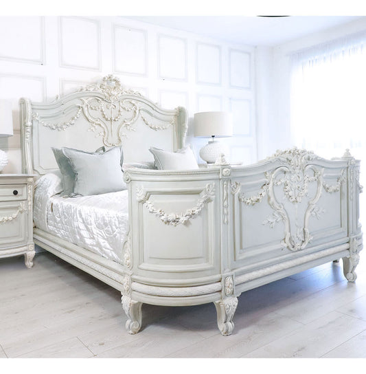 Sidqa French White Grand Bed with Vine Carvings