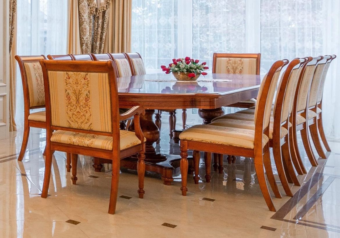 Regal 10-Seater Dining Set