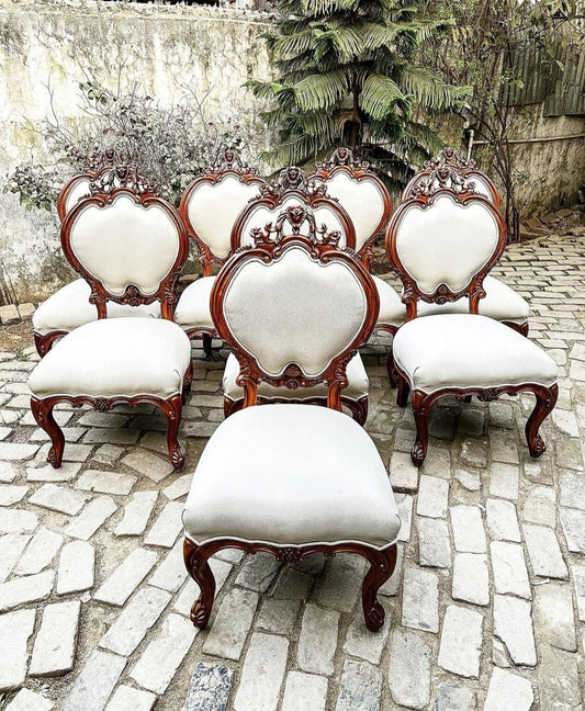 Sidqa Victorian Majesty 8-Seater Mahogany Dining Set