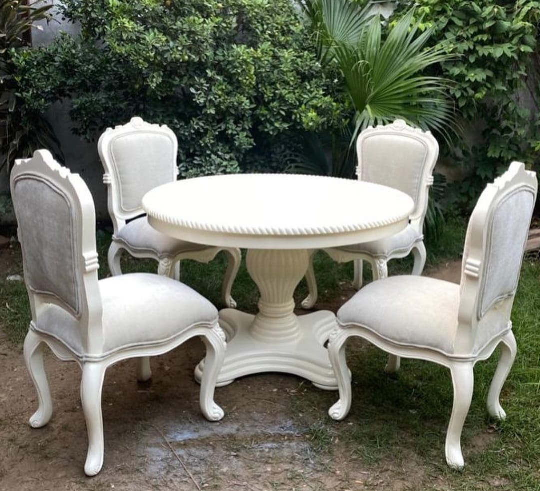 Sidqa French Elegance 4-Seater Round Dining Set in White