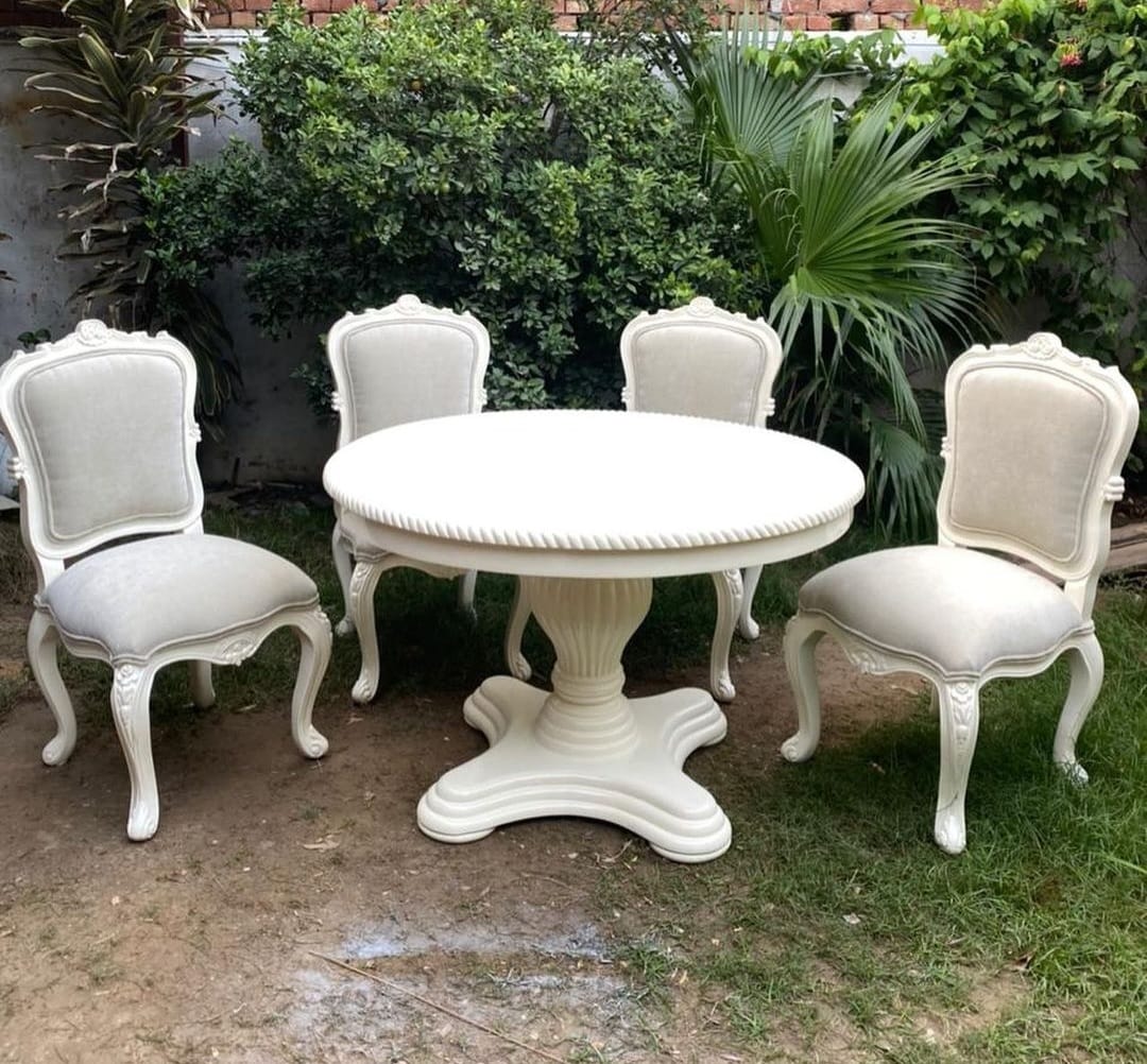 Sidqa French Elegance 4-Seater Round Dining Set in White