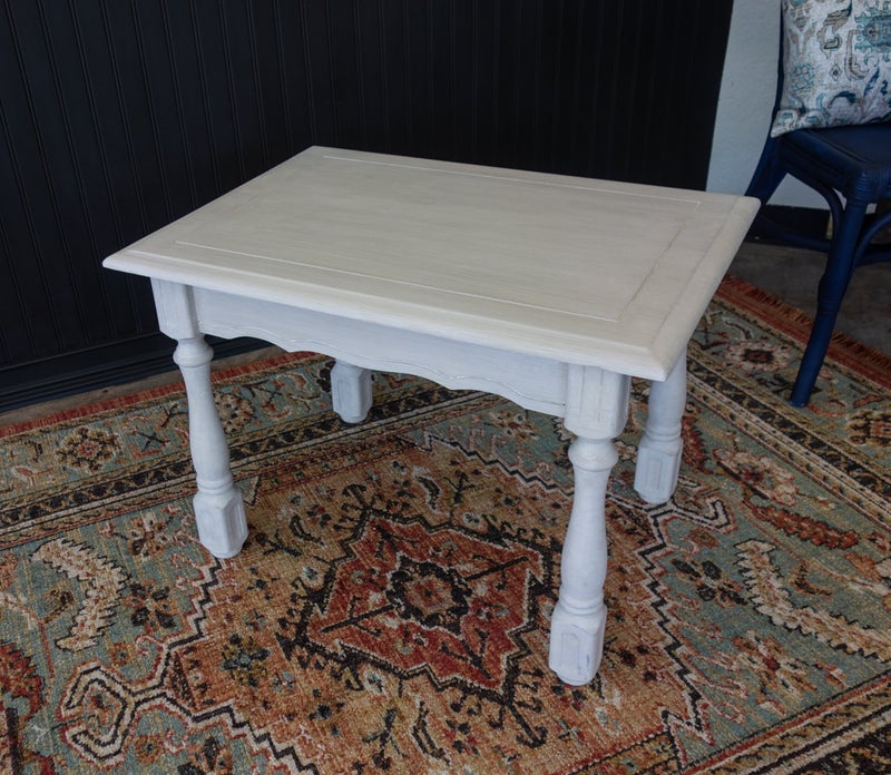 Ivory French Chic Table